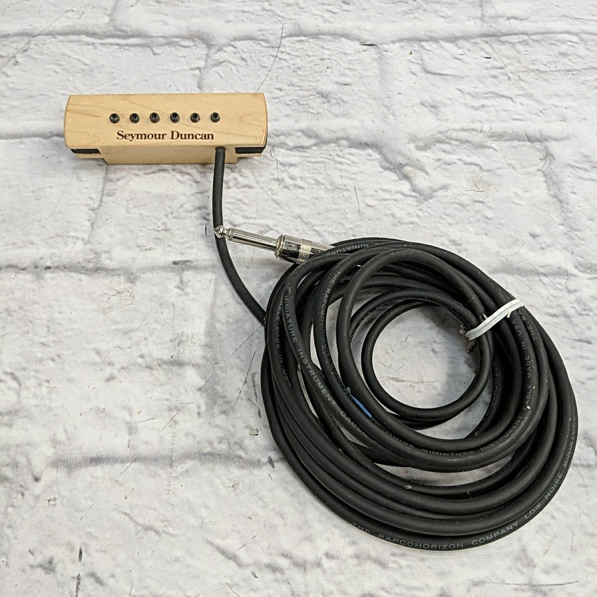Seymour Duncan Quick Mount Woody Acoustic Guitar Soundhole Pickup