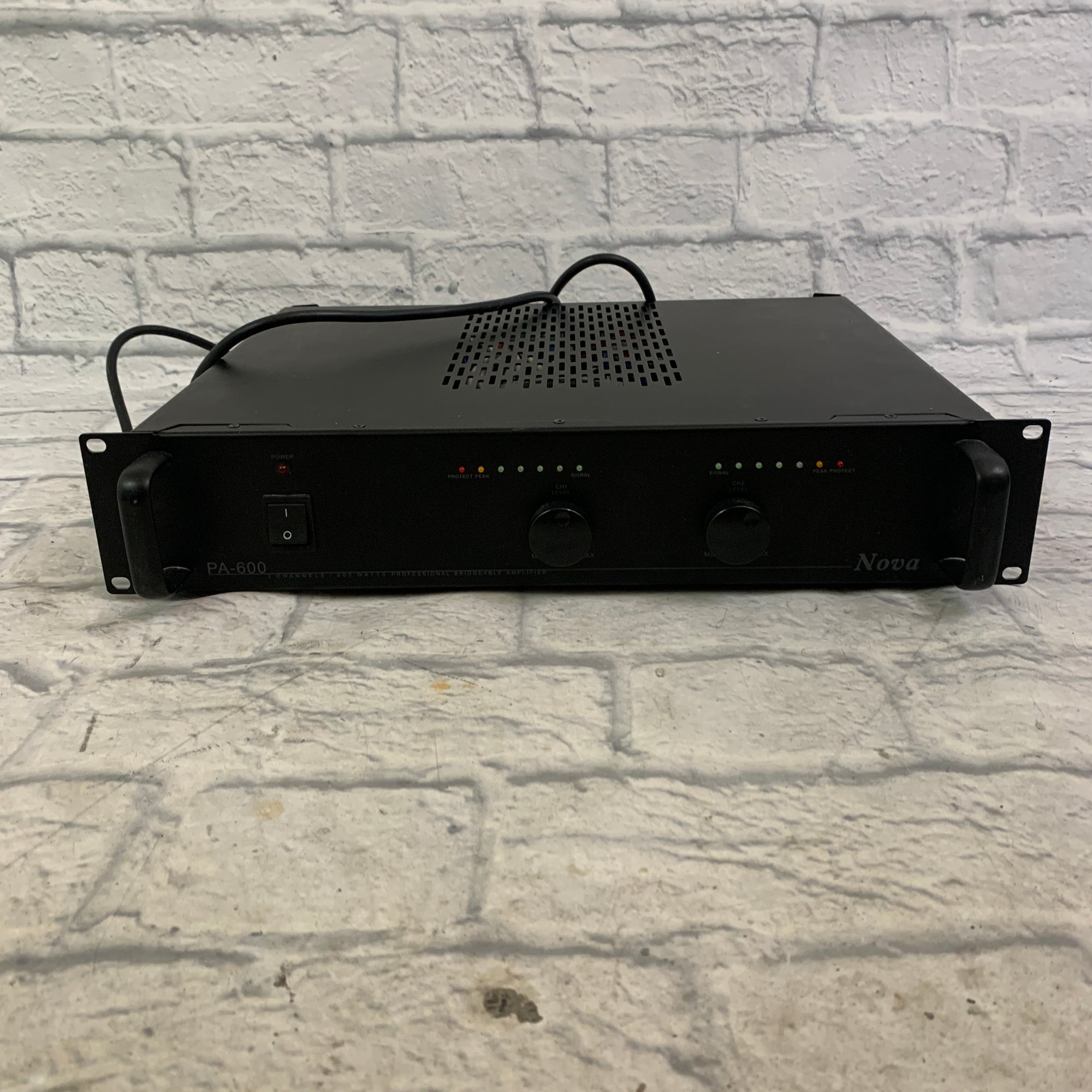 Nova Music PA-600 Power Amp