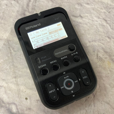 Roland R-07 Portable Digital Recorder