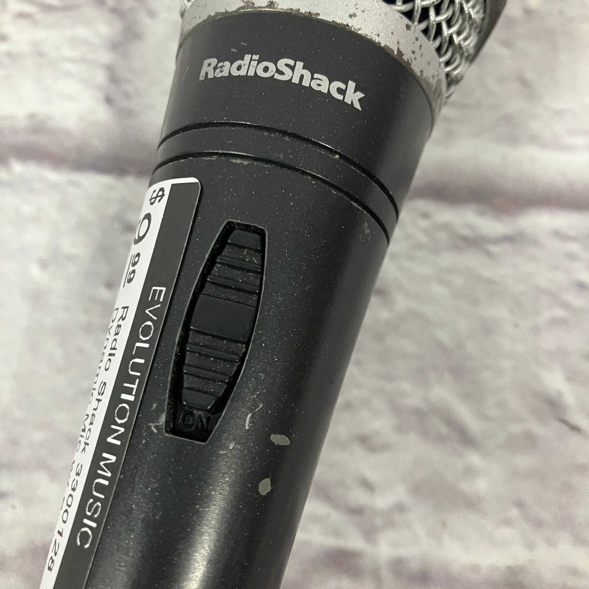 Radio Shack 3300128 Dynamic Mic w/ Switch