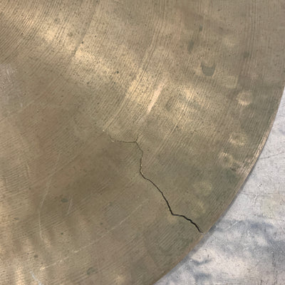 World Percussion 15" China Cymbal CRACKED