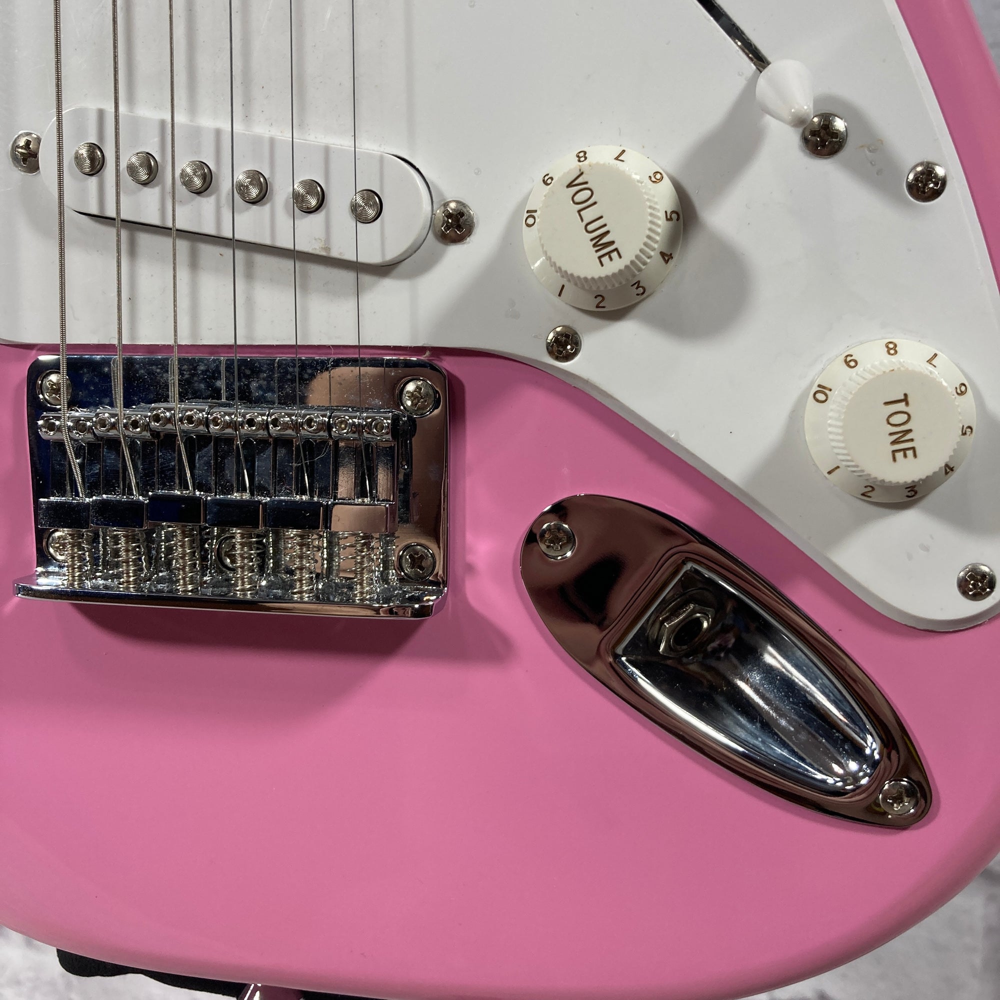 Squier Mini Pink Stratocaster Electric Guitar
