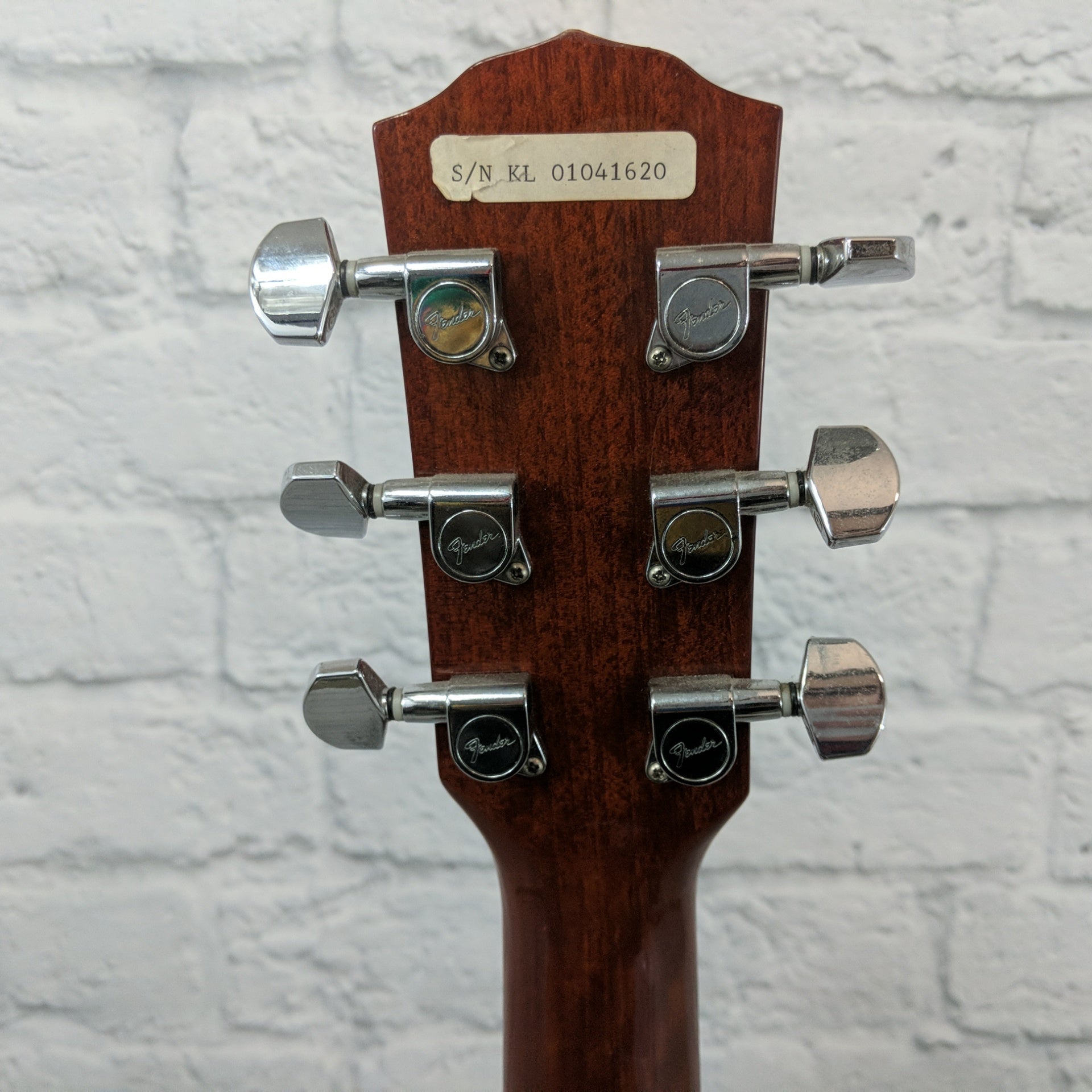 Fender FR50 Resonator
