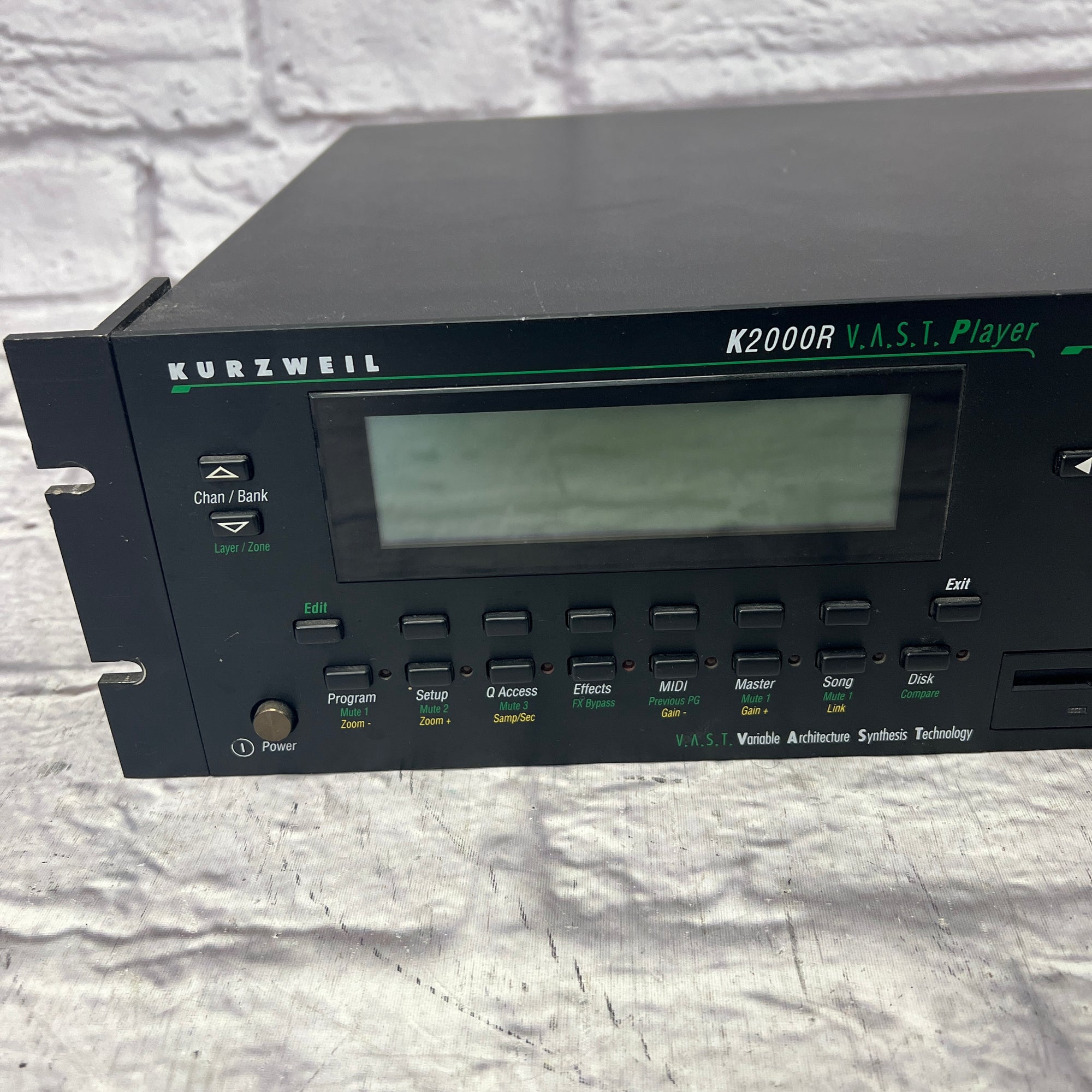 Kurzweil K2000R Rackmount Synth