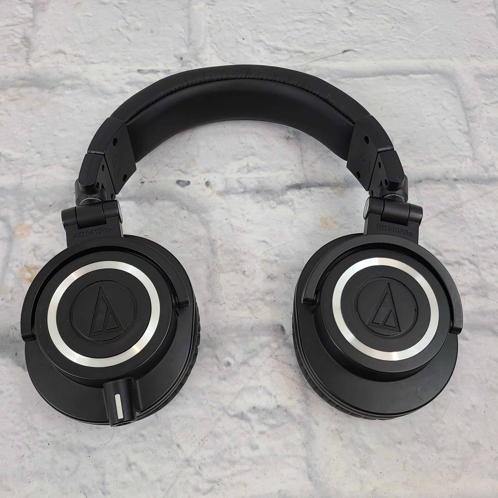 Audio-Technica ATH-M50X Professional Monitor Headphones