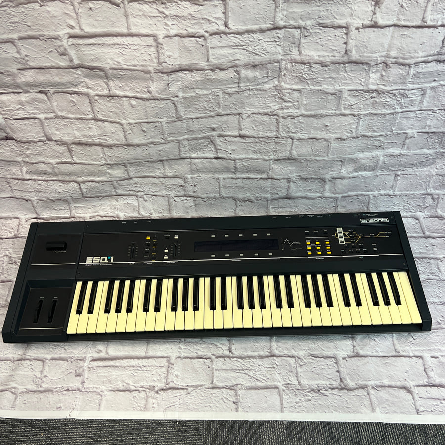 Ensoniq ESQ-1 Digital Wave Synthesizer
