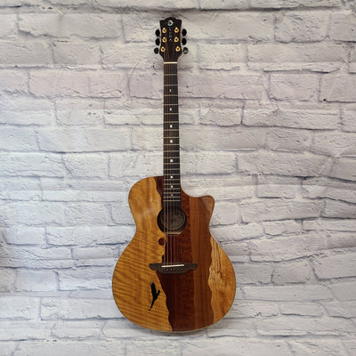 Luna Vista Eagle Acoustic-Electric w/ Case