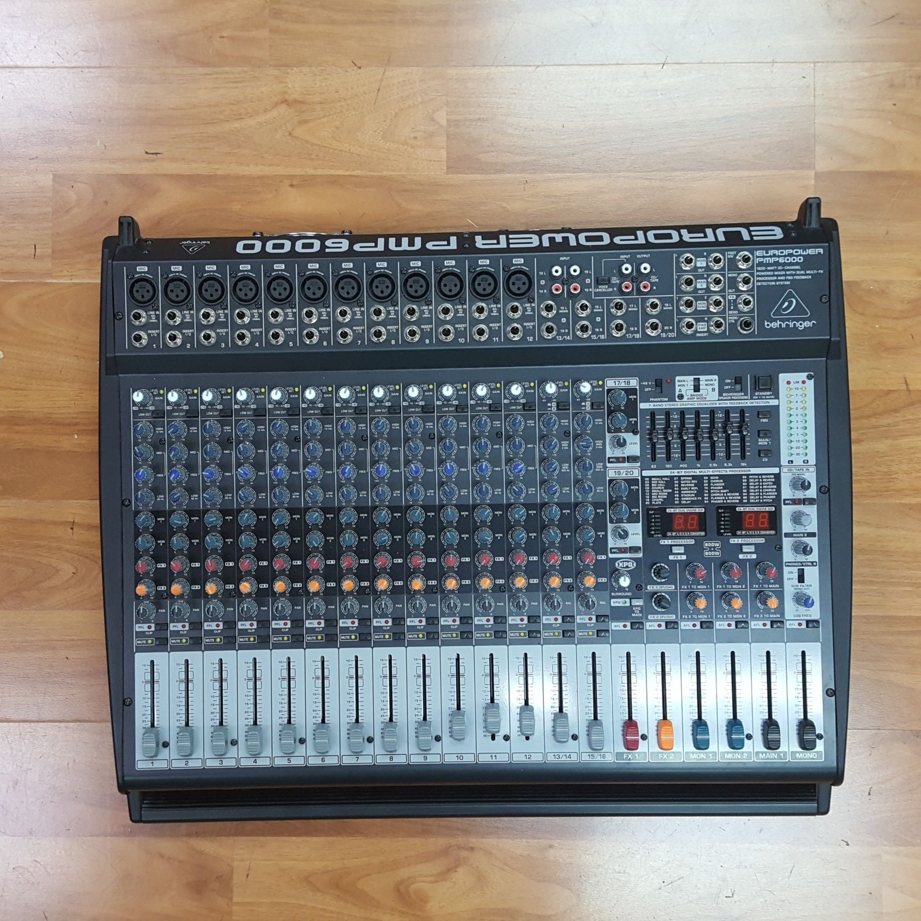 パワードミキサー BEHRINGER PMP6000 EUROPOWER PMP6000 EUROPOWER