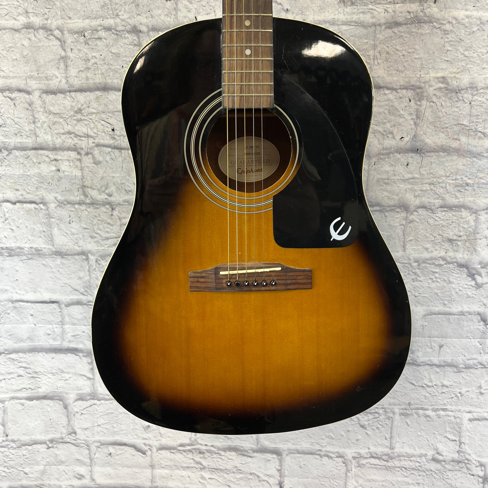 Epiphoneアコギ　AJ100VS Epiphone guitar AJ-100 VS How it sounds and play like. - YouTube