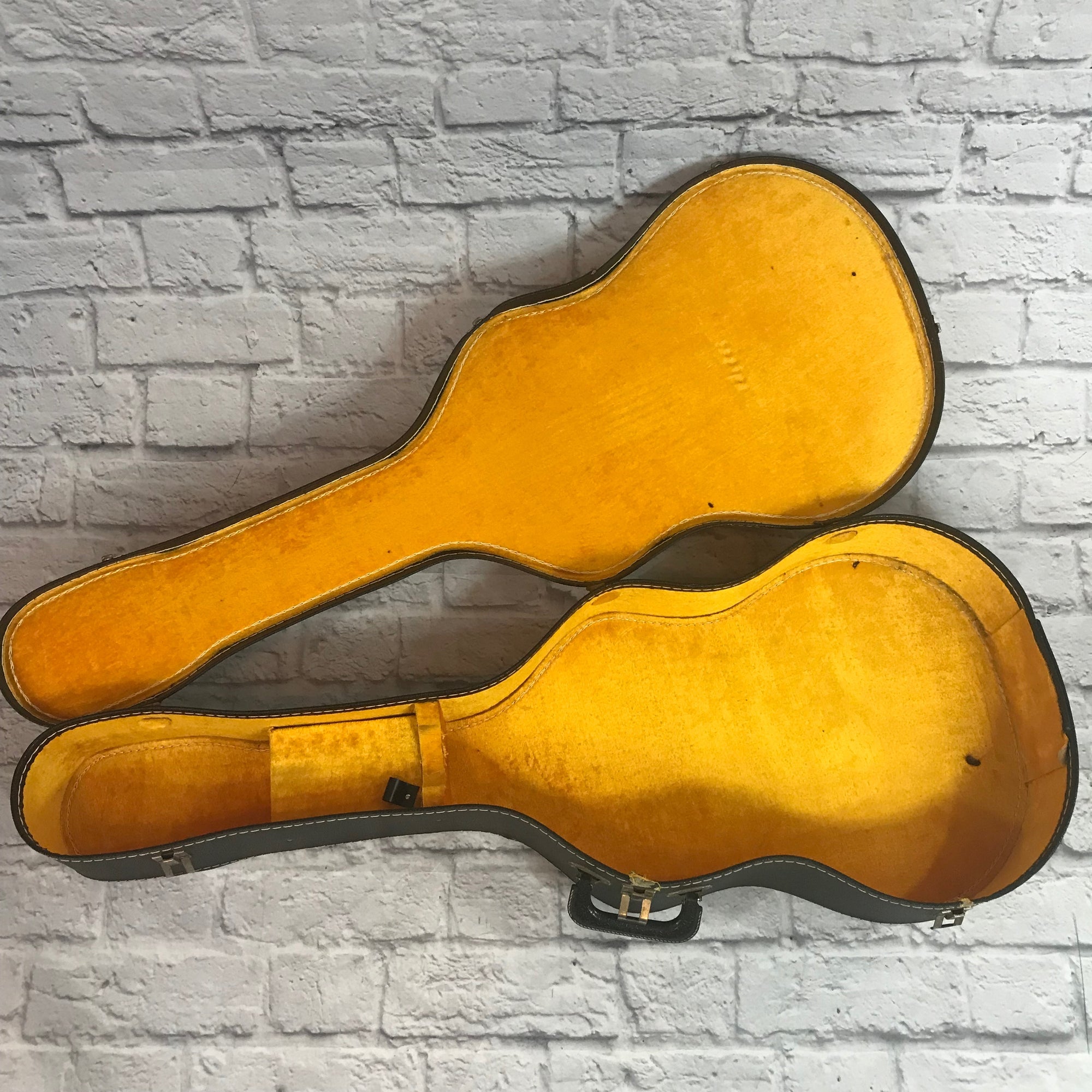 Chipboard Acoustic Guitar Case