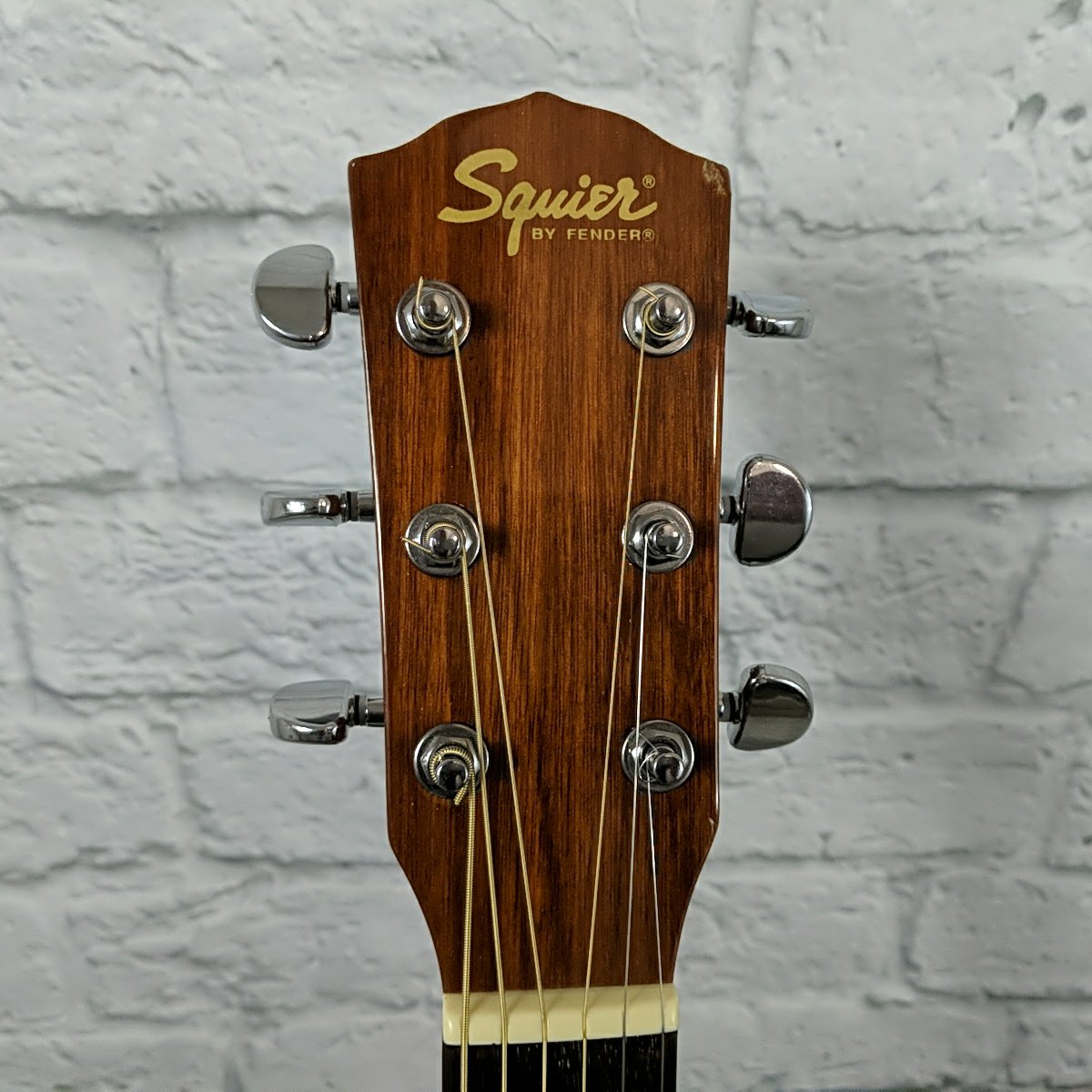Fender Squier SD-1 Acoustic Guitar - Sunburst