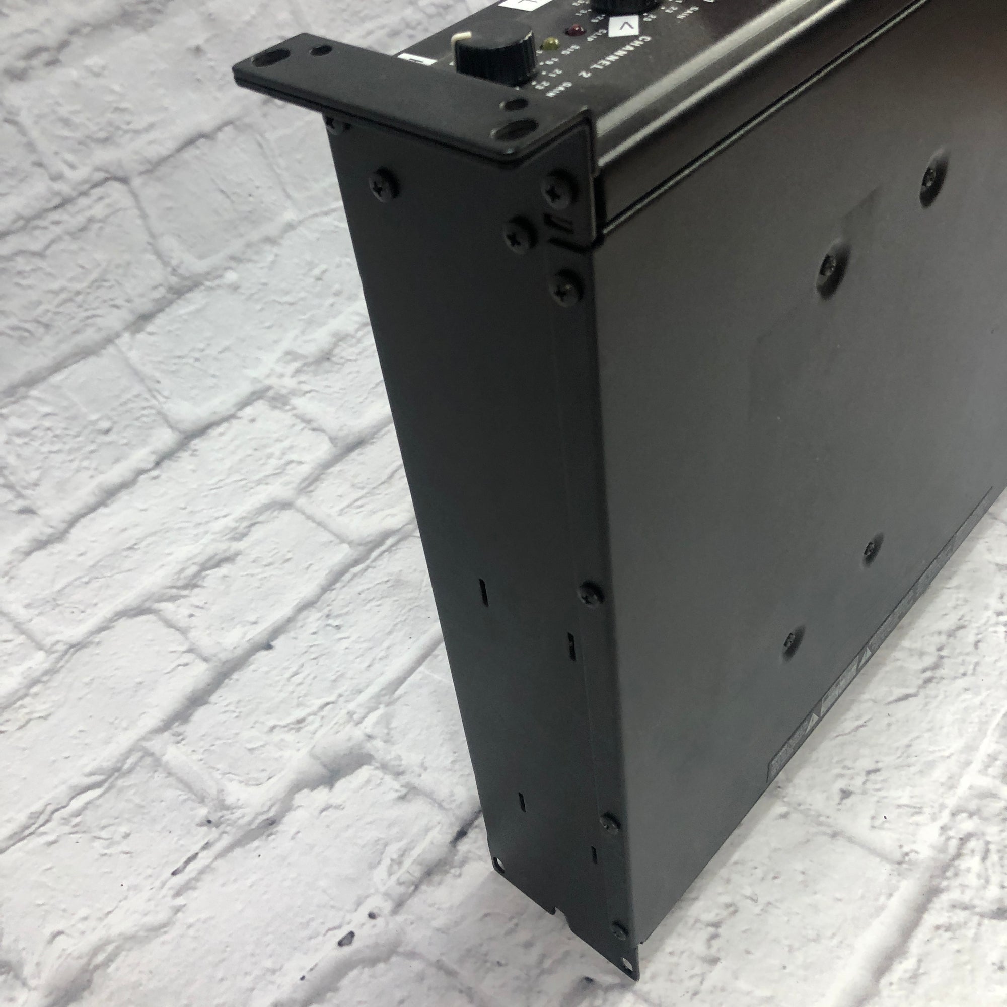 QSC RMX1850HD Power Amp