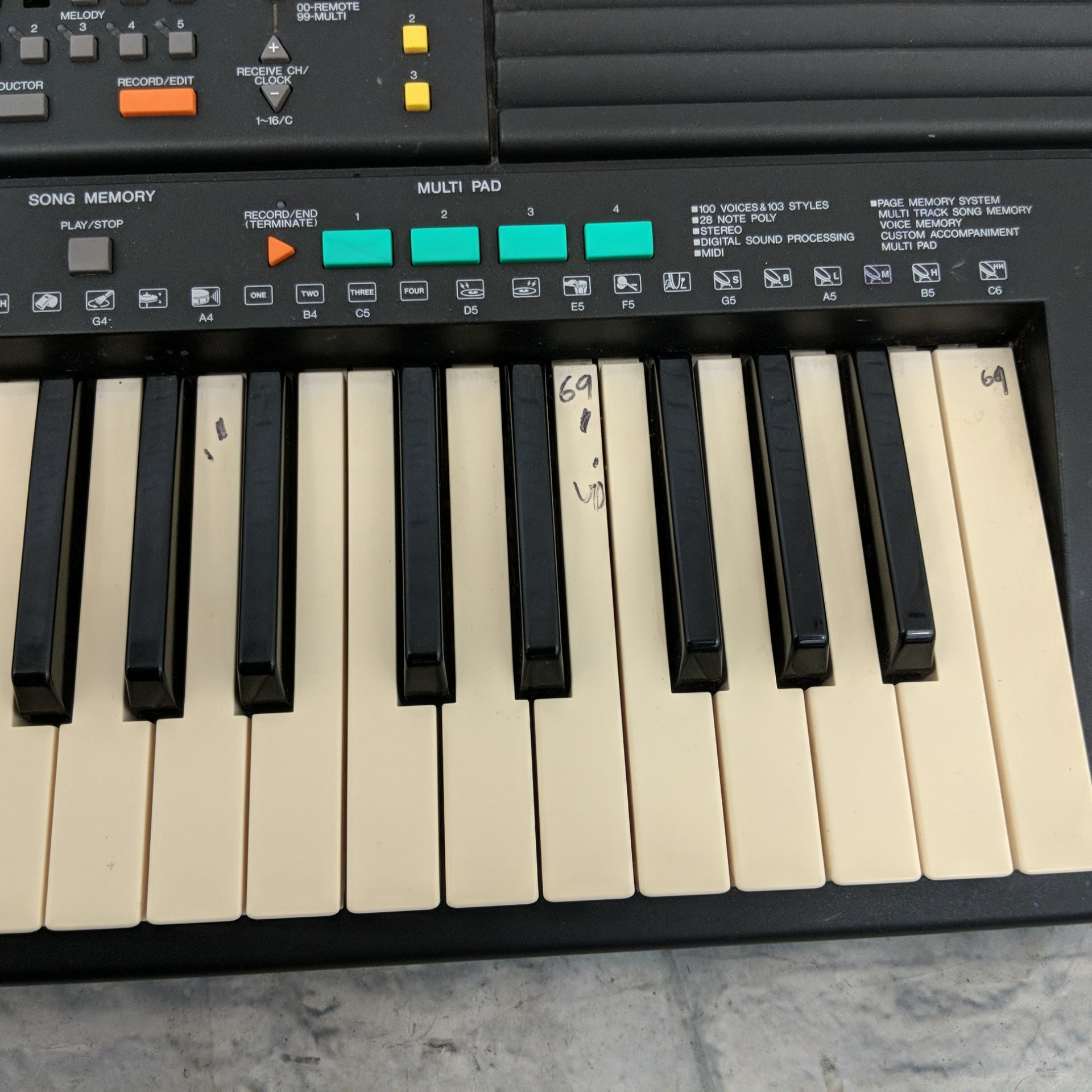 Yamaha PSR-85 Keyboard