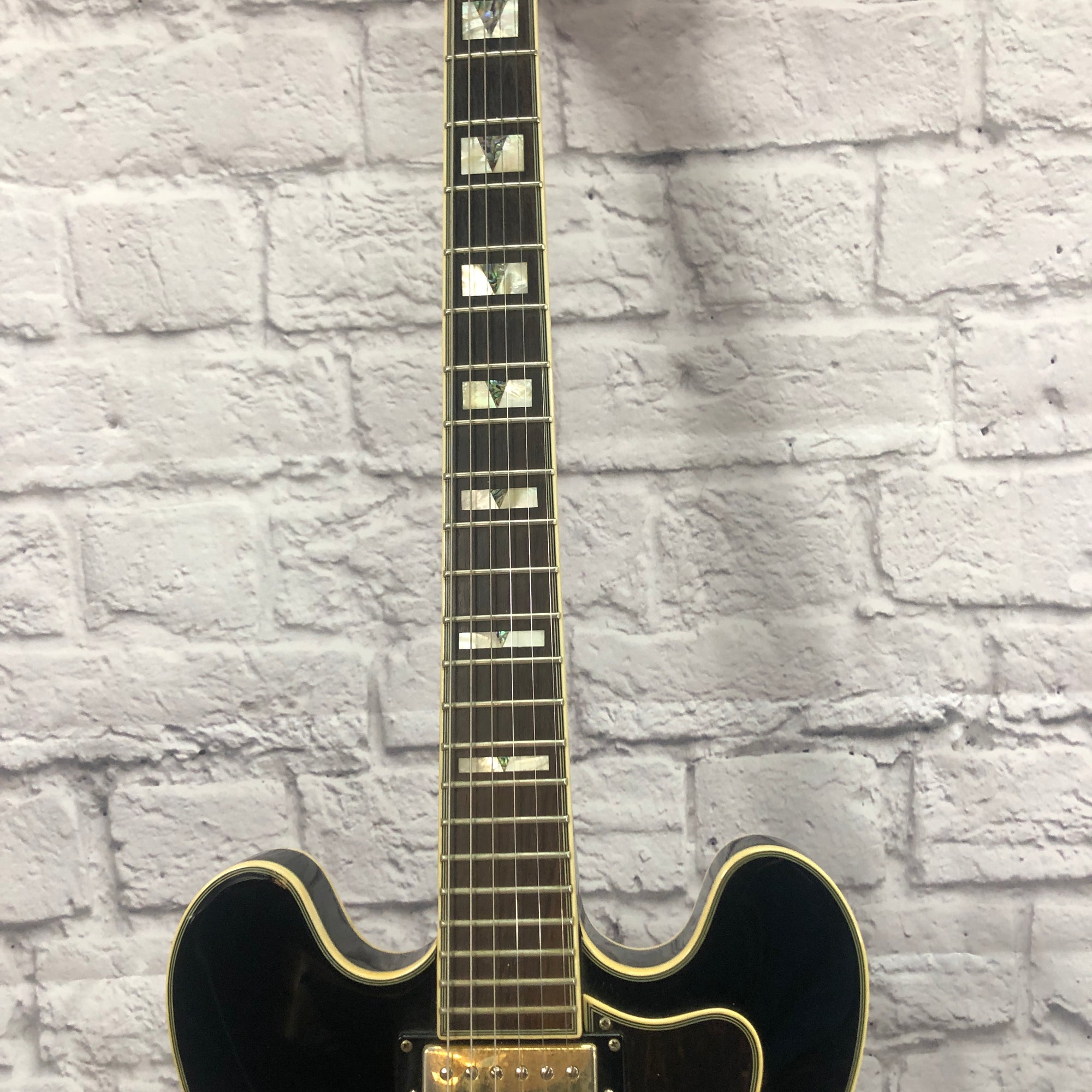 2010 Epiphone Sheraton II Semi-Hollow Guitar w/ Case