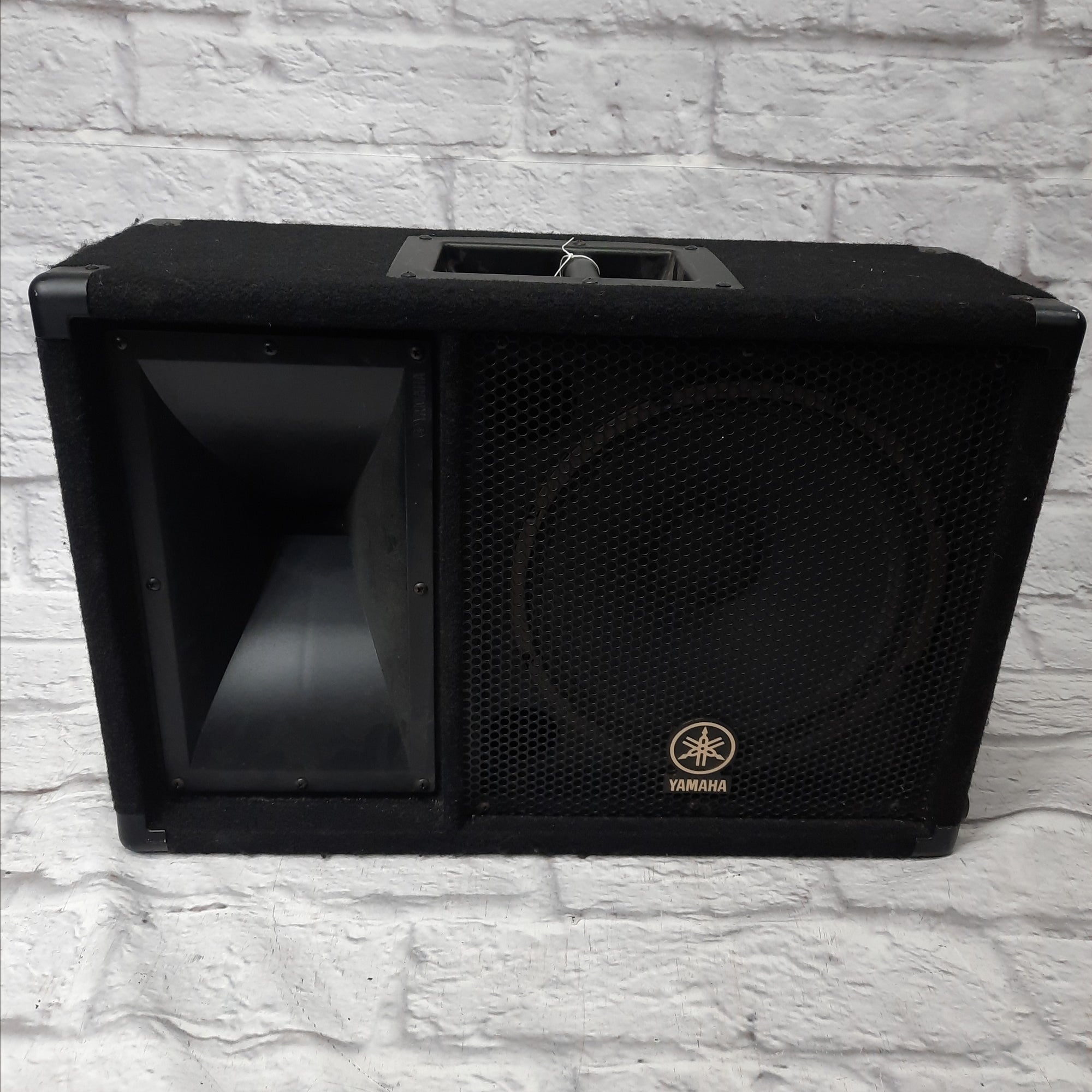 Yamaha Club V Series SM12V 12