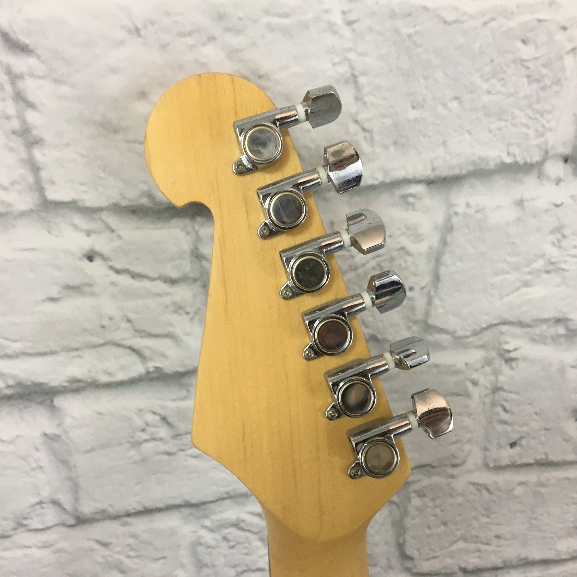 New York Pro Strat-Style Electric Guitar Black