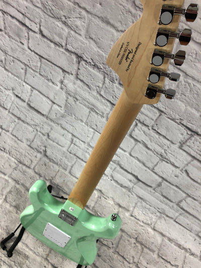 Squier Affinity Strat Surf Green w/ Fender F620 Gig Bag