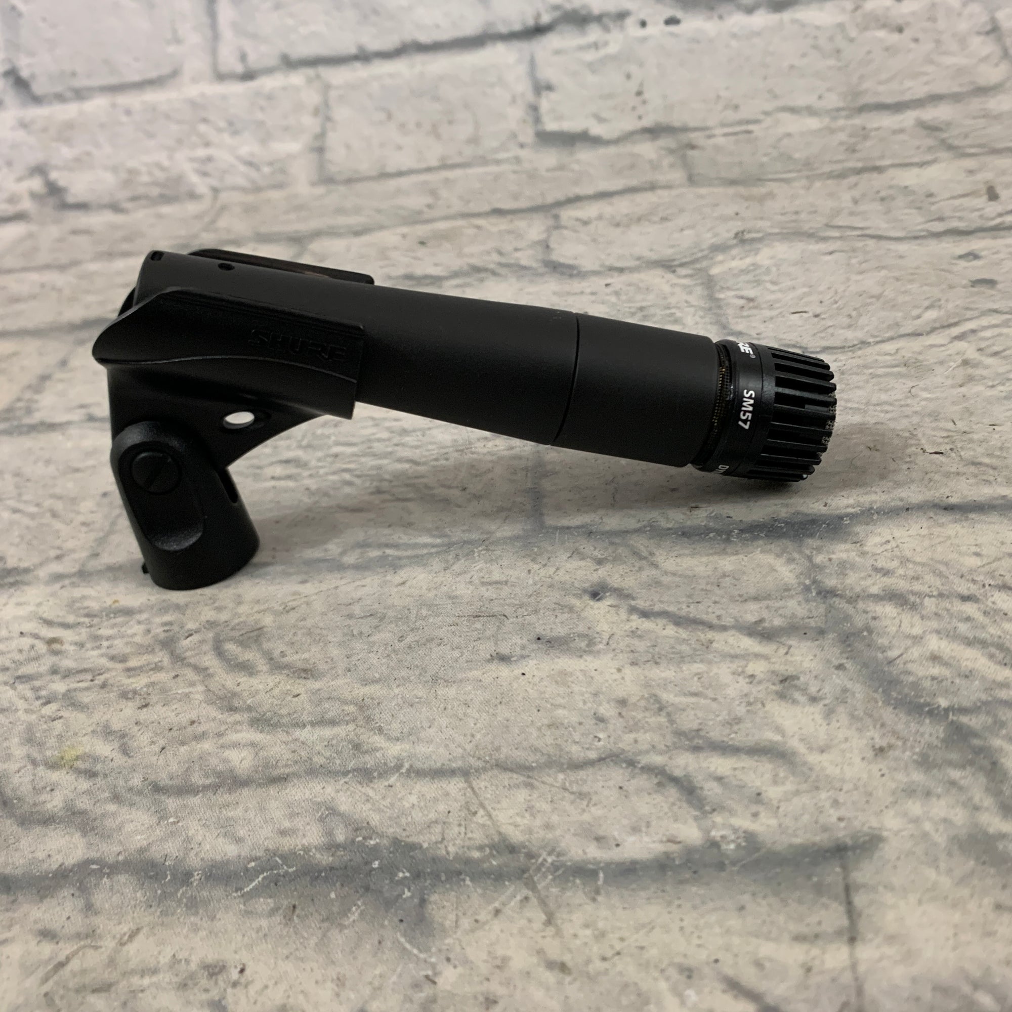 Shure SM57 Cardioid Dynamic Microphone