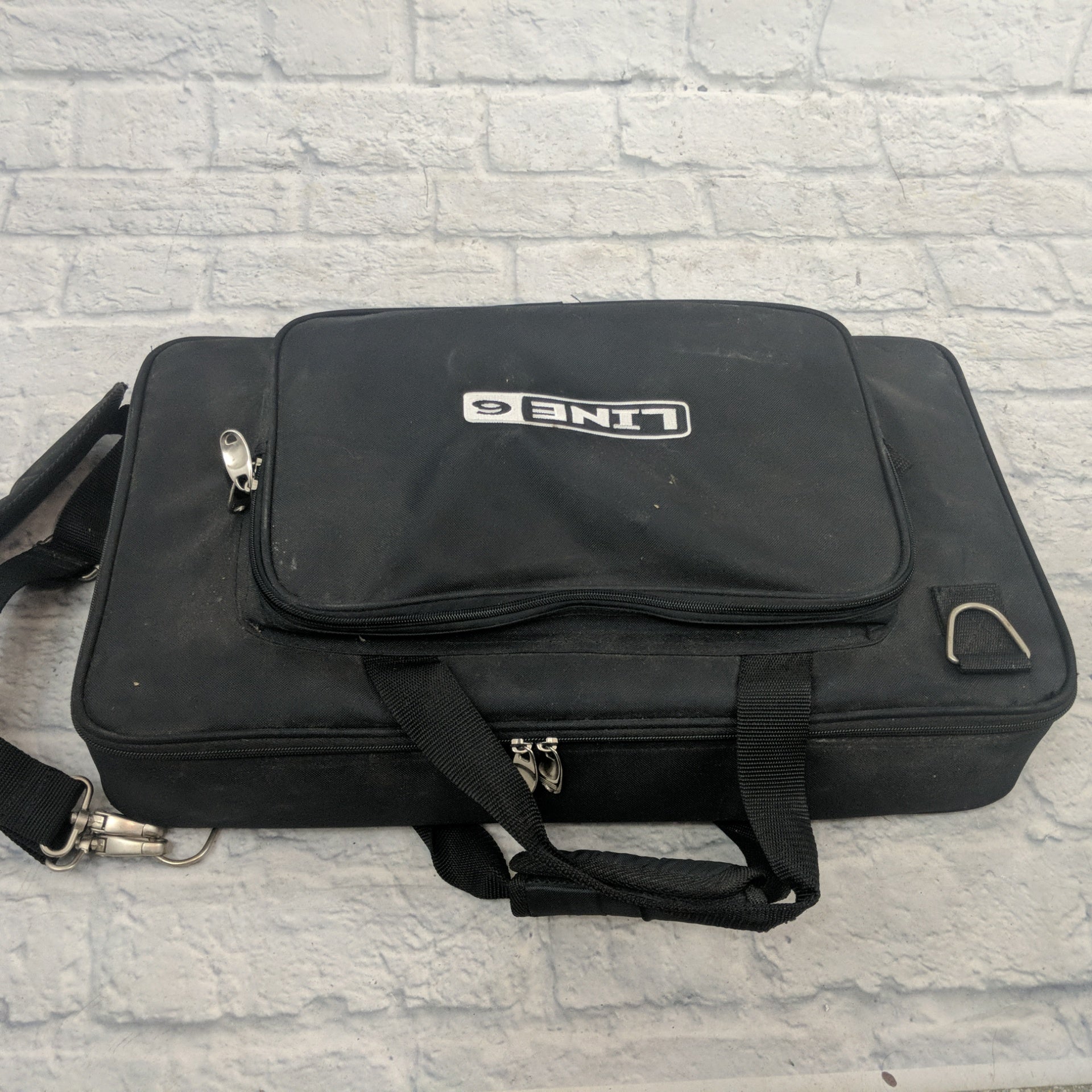 Line 6 POD XT Live Pro Floorboard with Variax - includes power supply and case