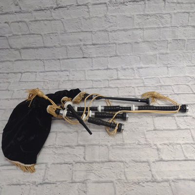 Unknown Bagpipe Set