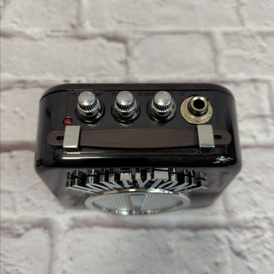 Honeytone N-10 Battery Powered Mini Guitar Amp