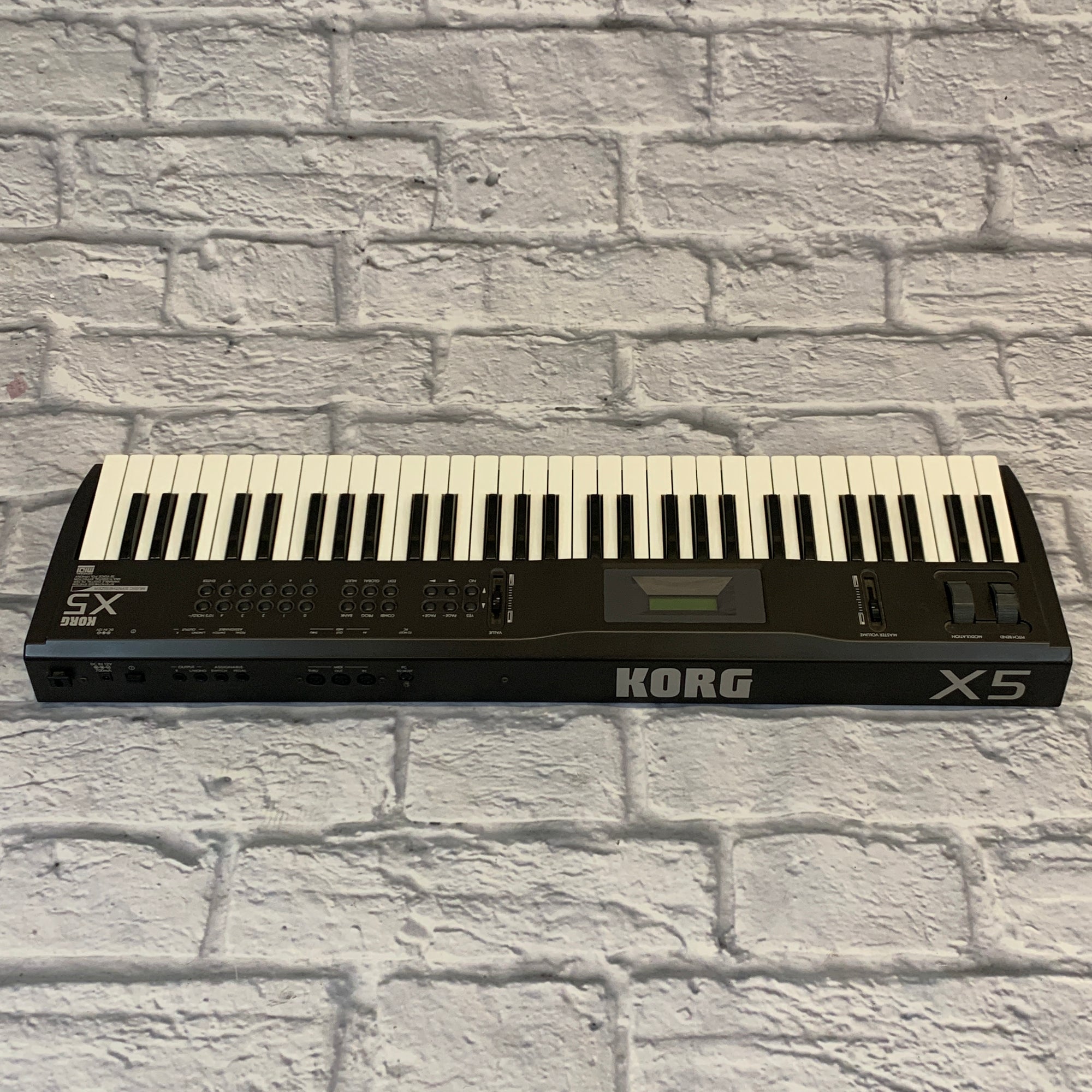 KORG X5D Music Synthesizer - 鍵盤楽器