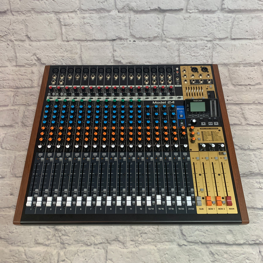 Tascam Model 24 Mixer/Interface/Recorder