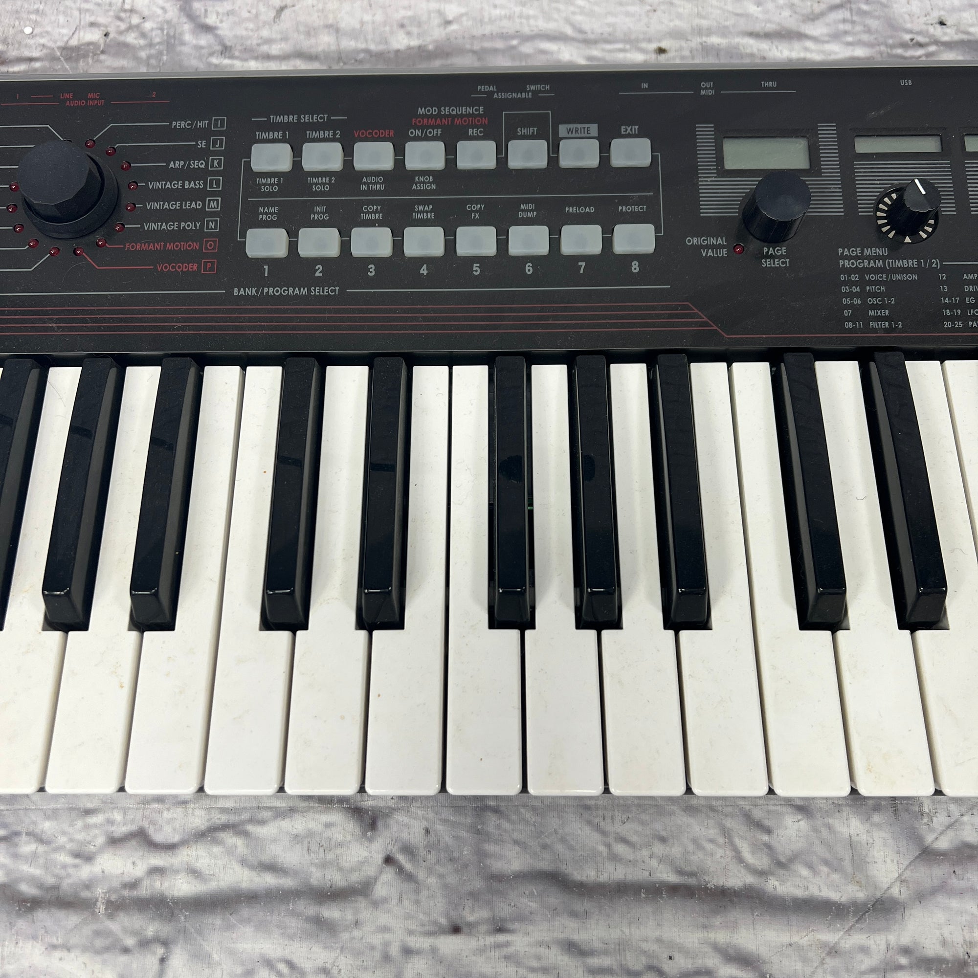 Korg R3 Synth - Evolution Music