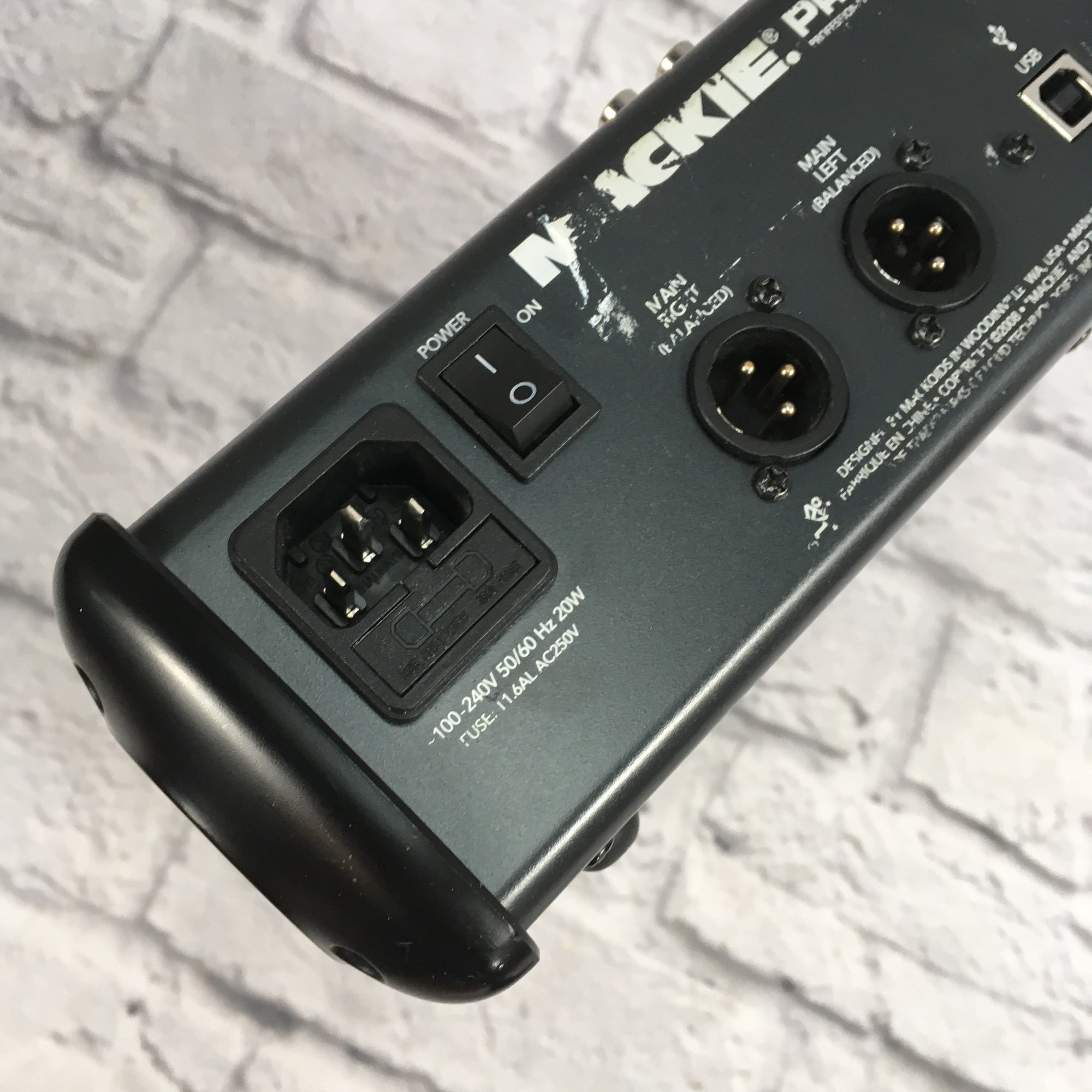 Mackie PROFX8 Professional Mic/Line Mixer with FX