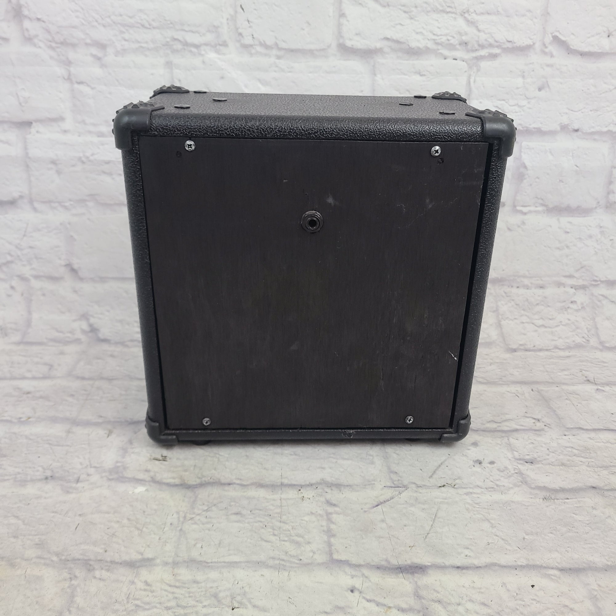 Unknown 10 watt Cab