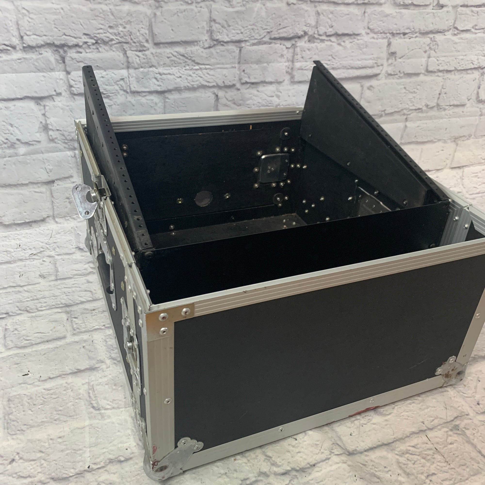 Road Runner Slant Mixer Case