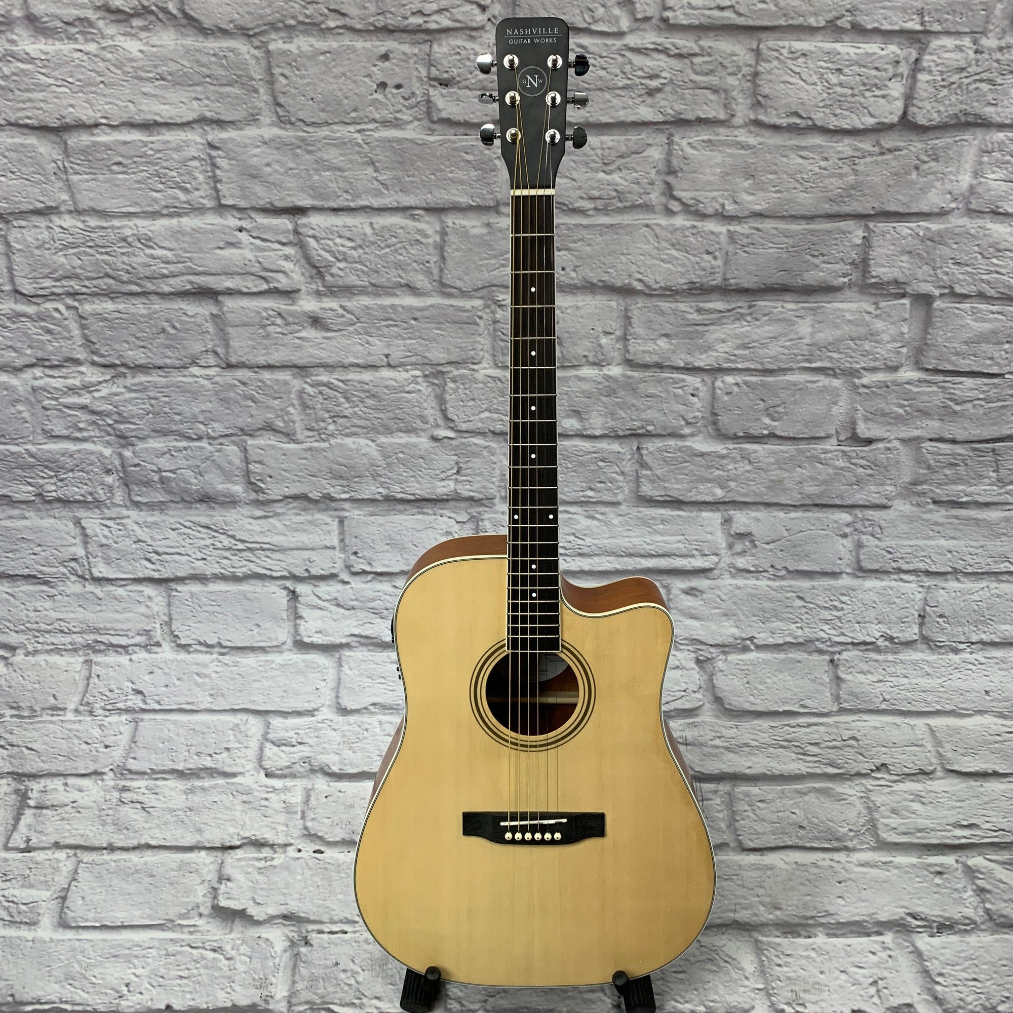 Nashville Guitar Works D10CE Dreadnought Cutaway Acoustic Electric Guitar - Natural