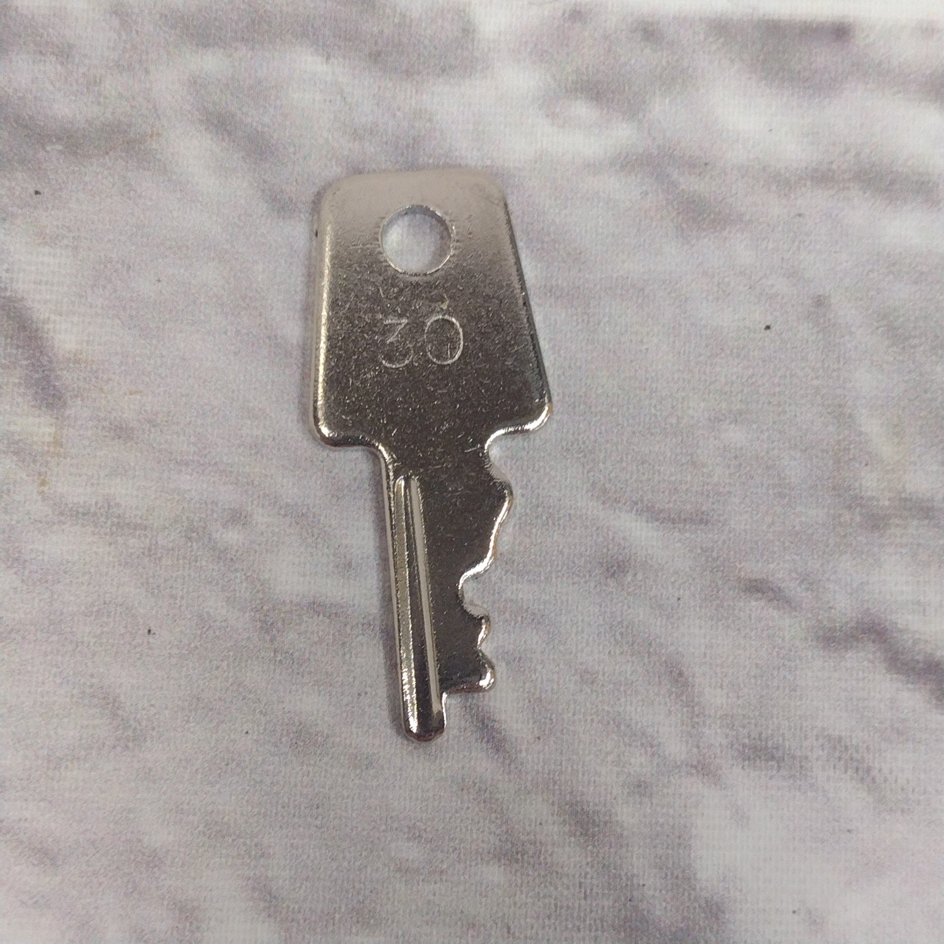 Unknown Guitar Case Latch