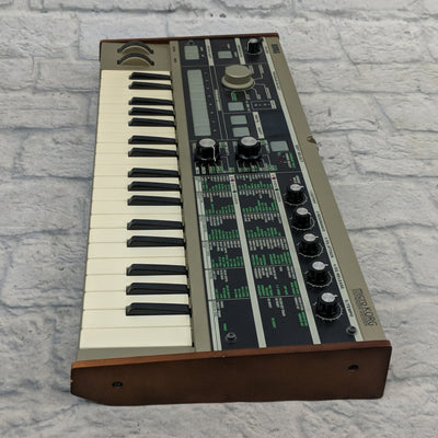 Korg MicroKorg Synthesizer/Vocoder