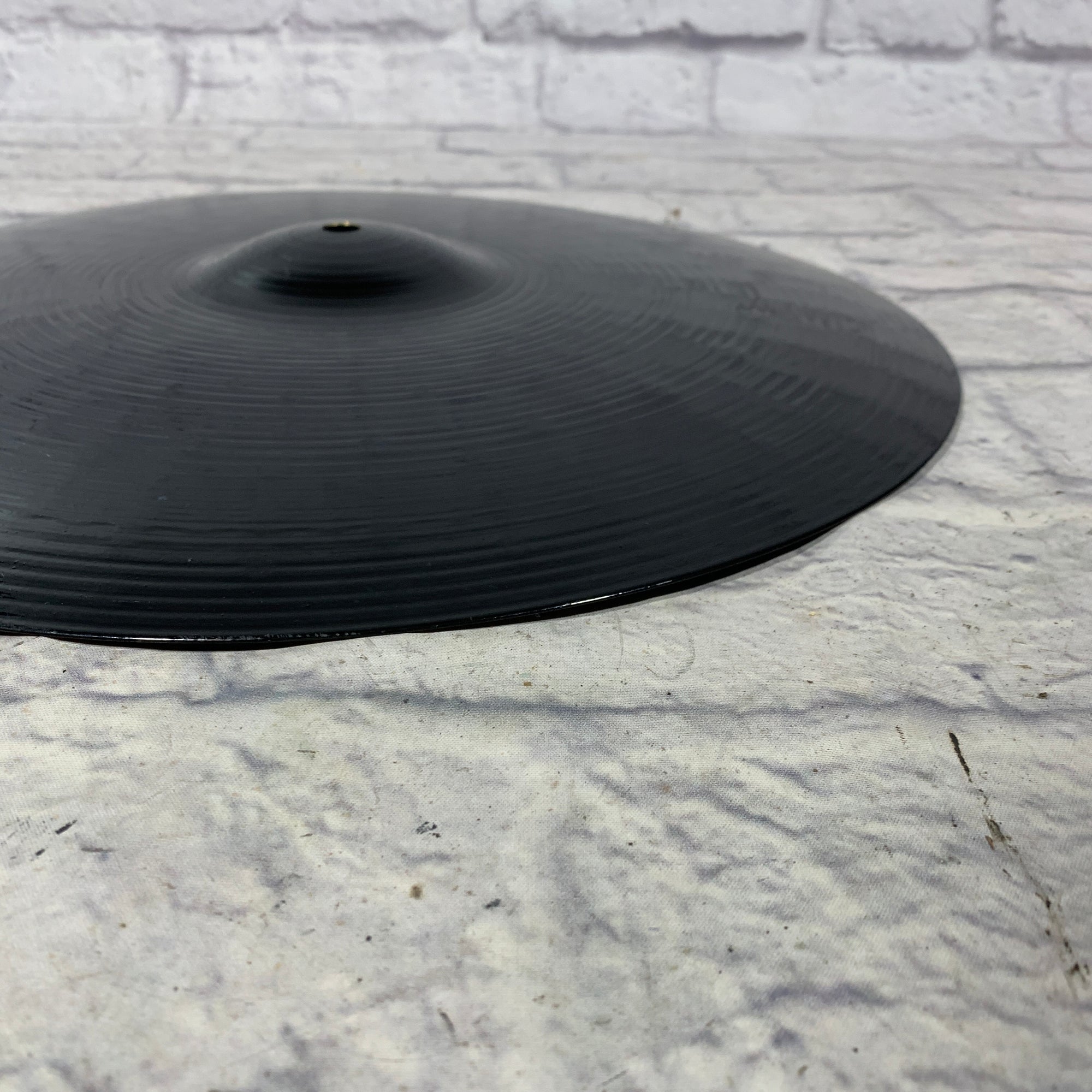 Unknown Black 16 Medium Crash Cymbal