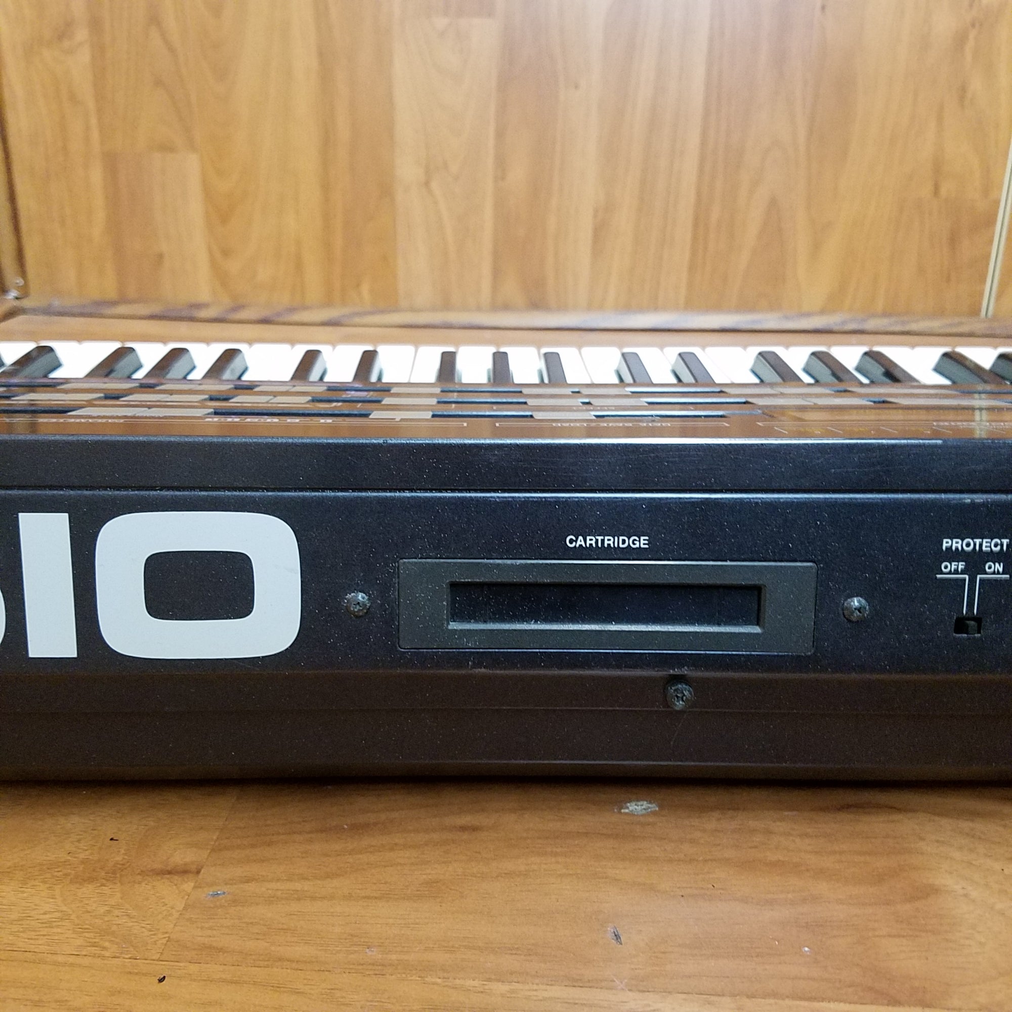 Casio Cz3000 Synth Scratchy Pots