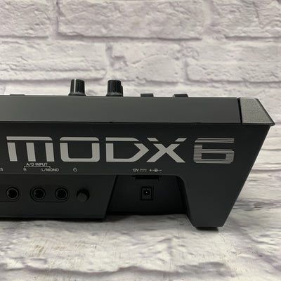 Yamaha MODX6S Digital Synth