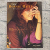 Cherry Lane Music The Bonnie Raitt Collection Piano/Vocal/Guitar Book