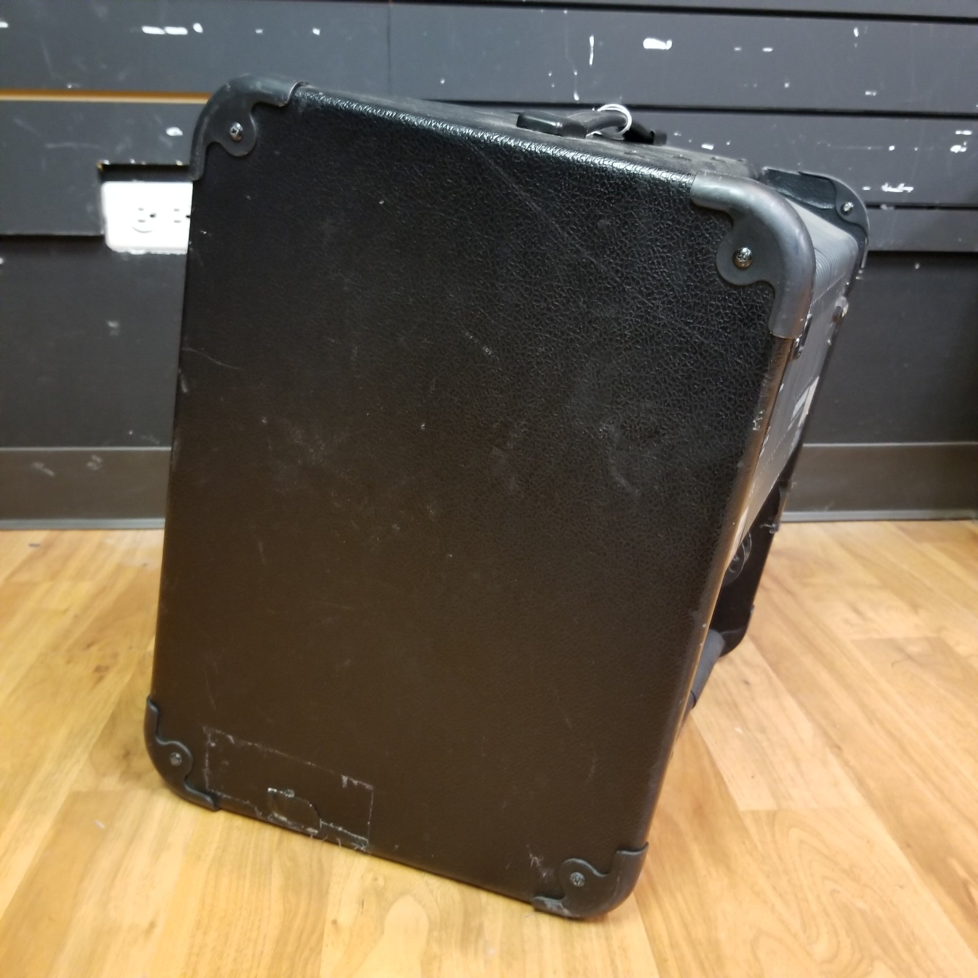 Fishman LBX001 Loudbox Pro Acoustic Amp