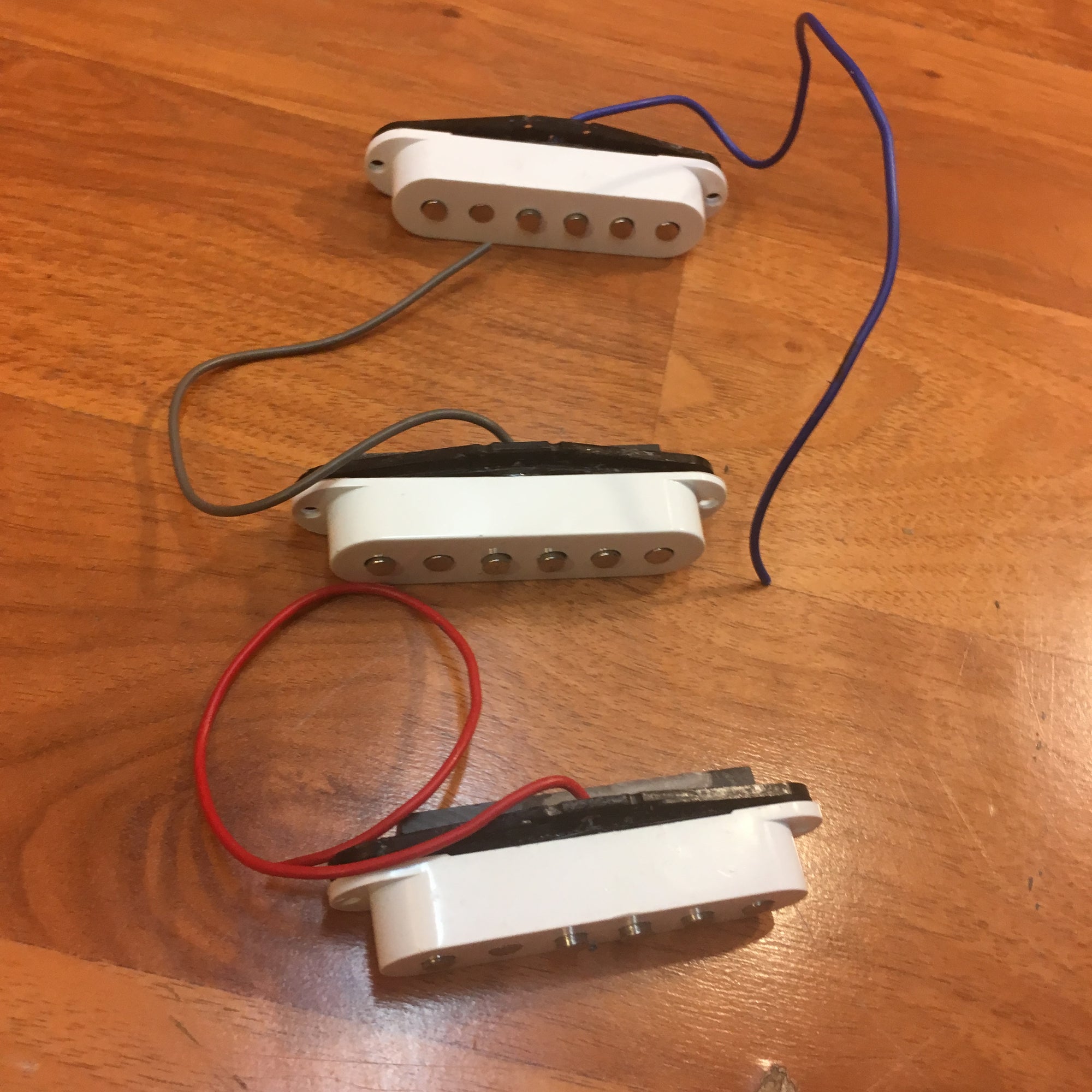 Unknown Strat Single Coil Pickup Set White
