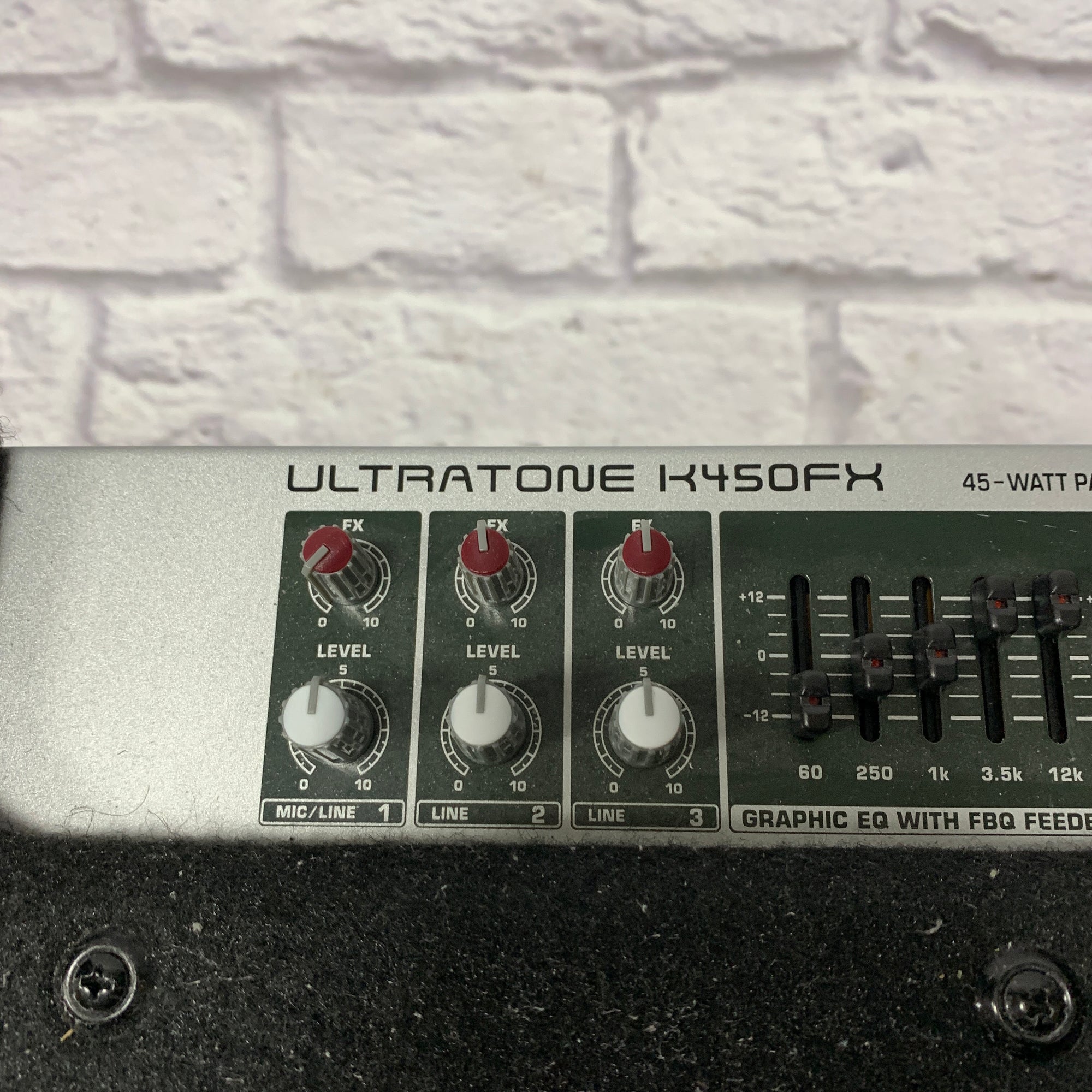 Behringer K450FX Keyboard Amp