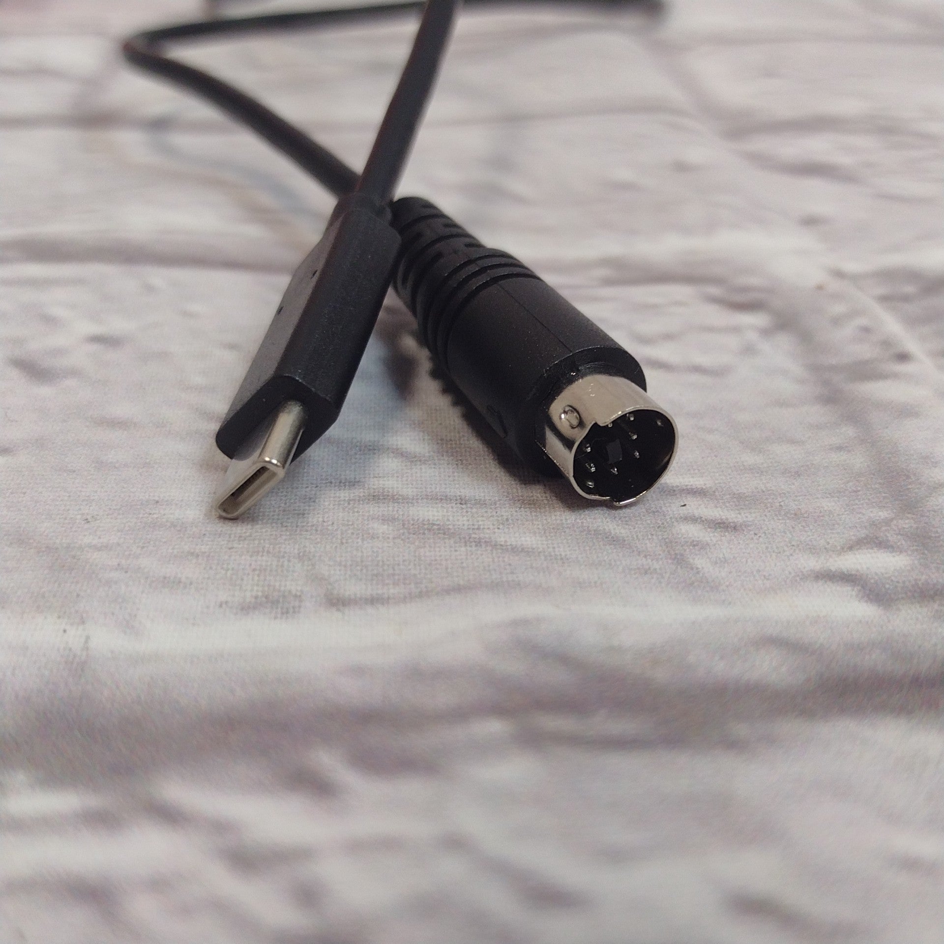 IK Multimedia iRig Pro Quattro