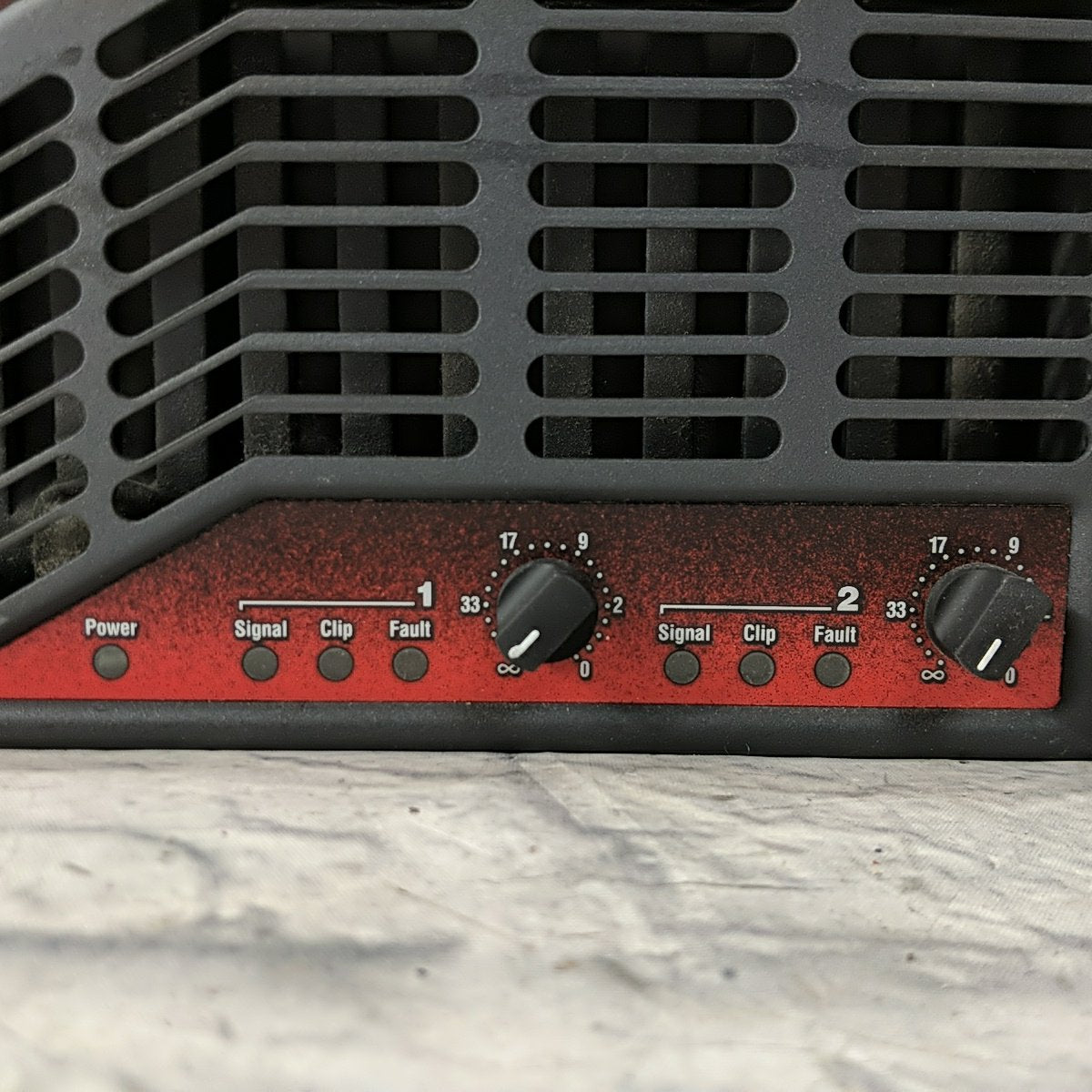Crest Audio CE2000 Power Amp