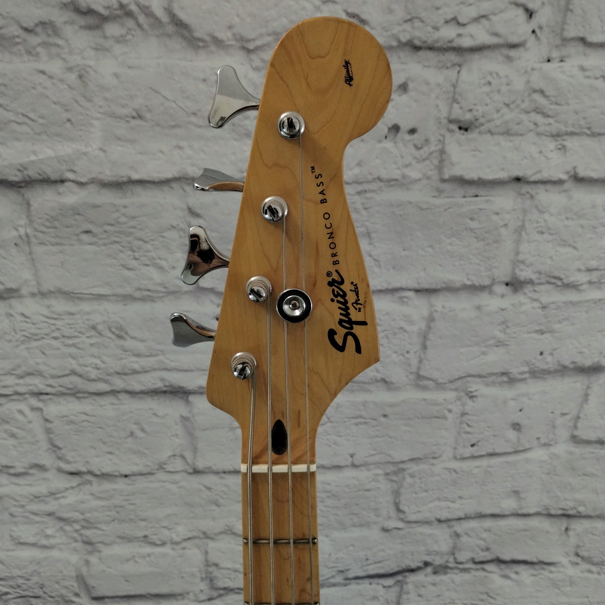 Squier Bronco Bass Black