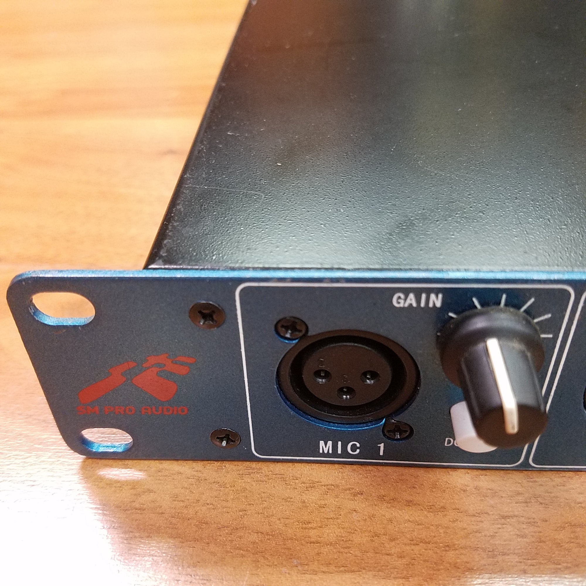 SM Pro Audio PR8 Preamp - Evolution Music