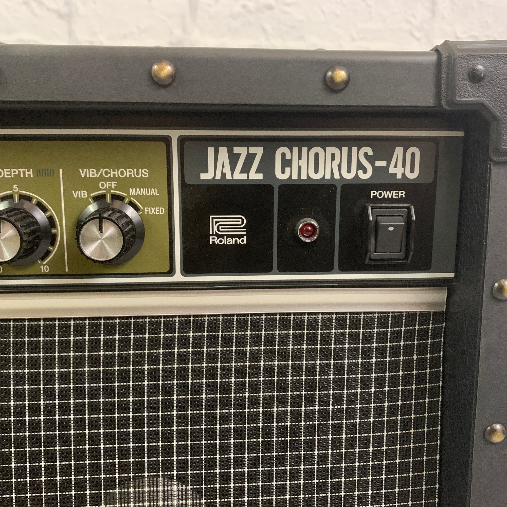 Roland JC-40 Jass Chorus 40-Watt 2x10" Guitar Combo Amp