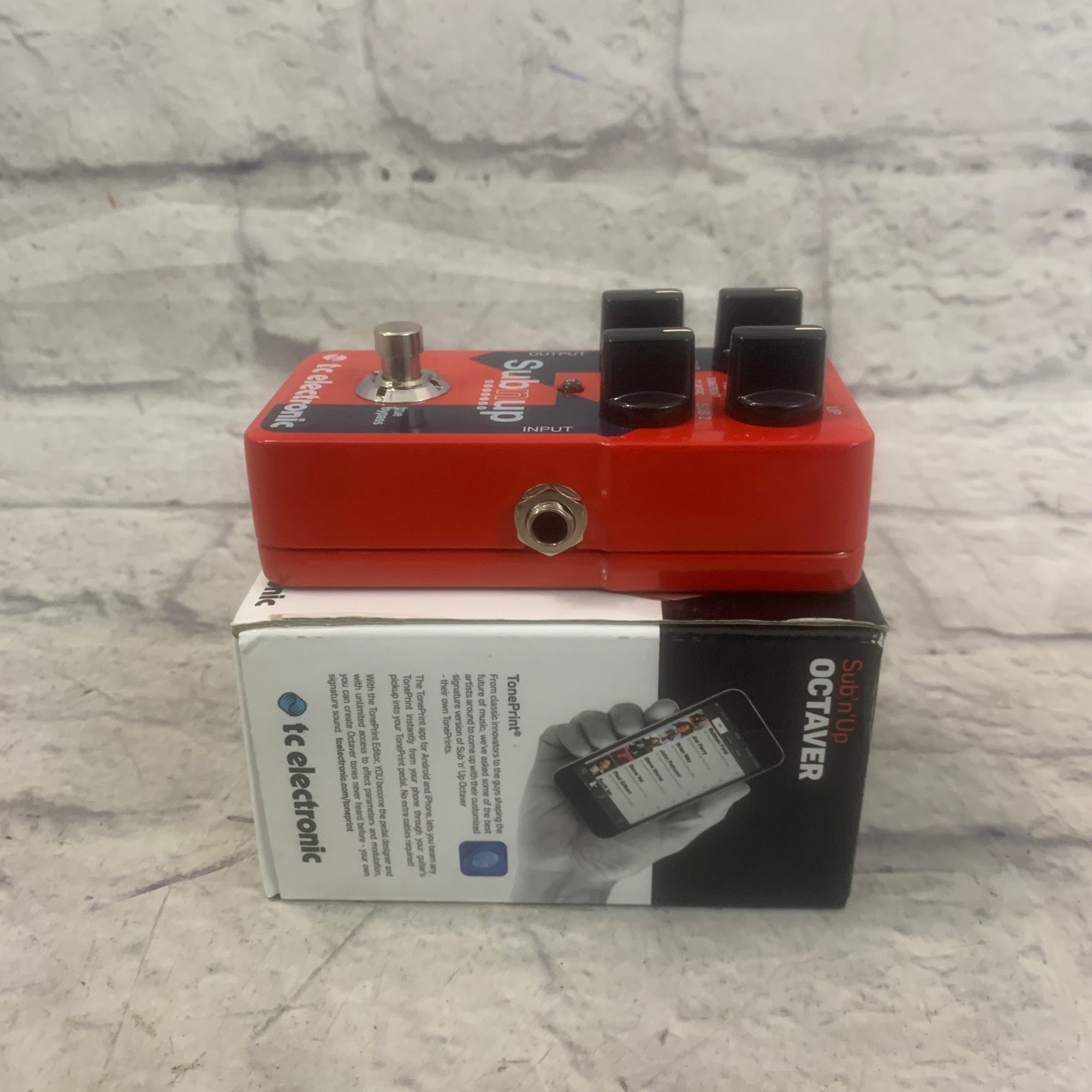 TC Electronic Sub 'N' Up MINI Octaver Pedaal TC Electronic Sub 'N' Up MINI Octaver Pedaal