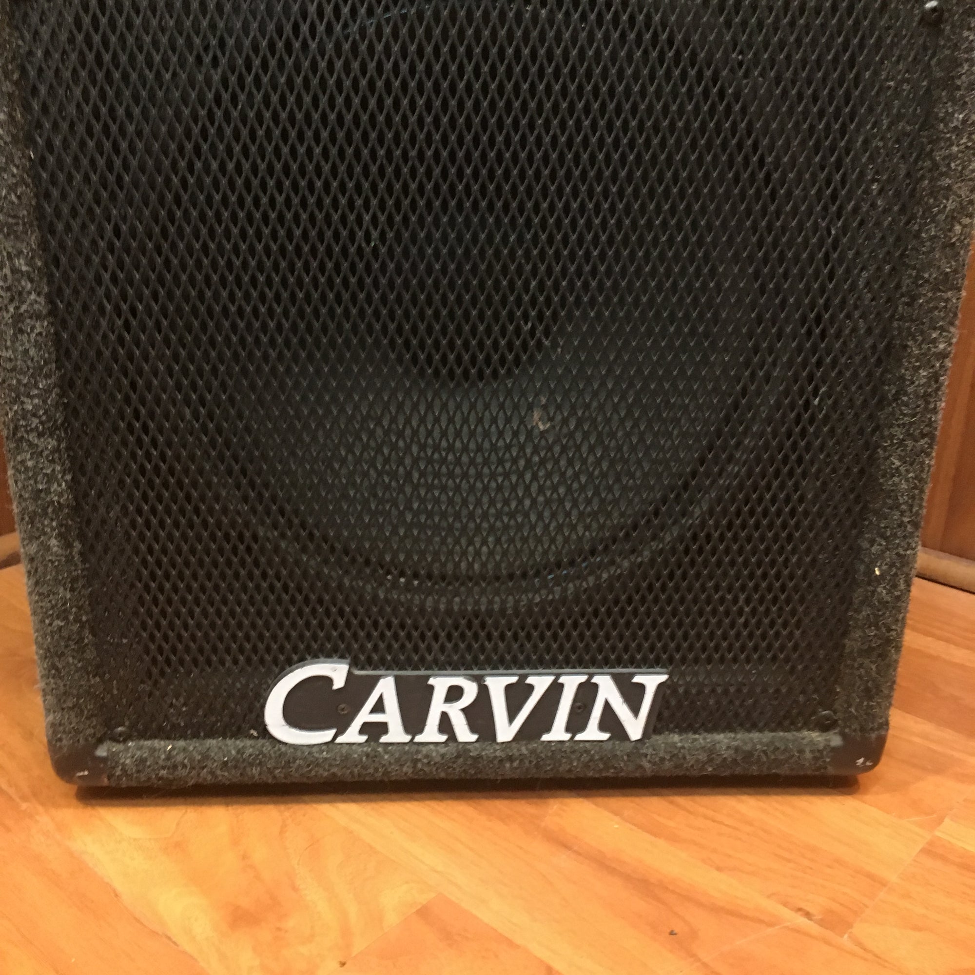 Carvin 2x12 Vertical Cab Celestion Loaded - Evolution Music