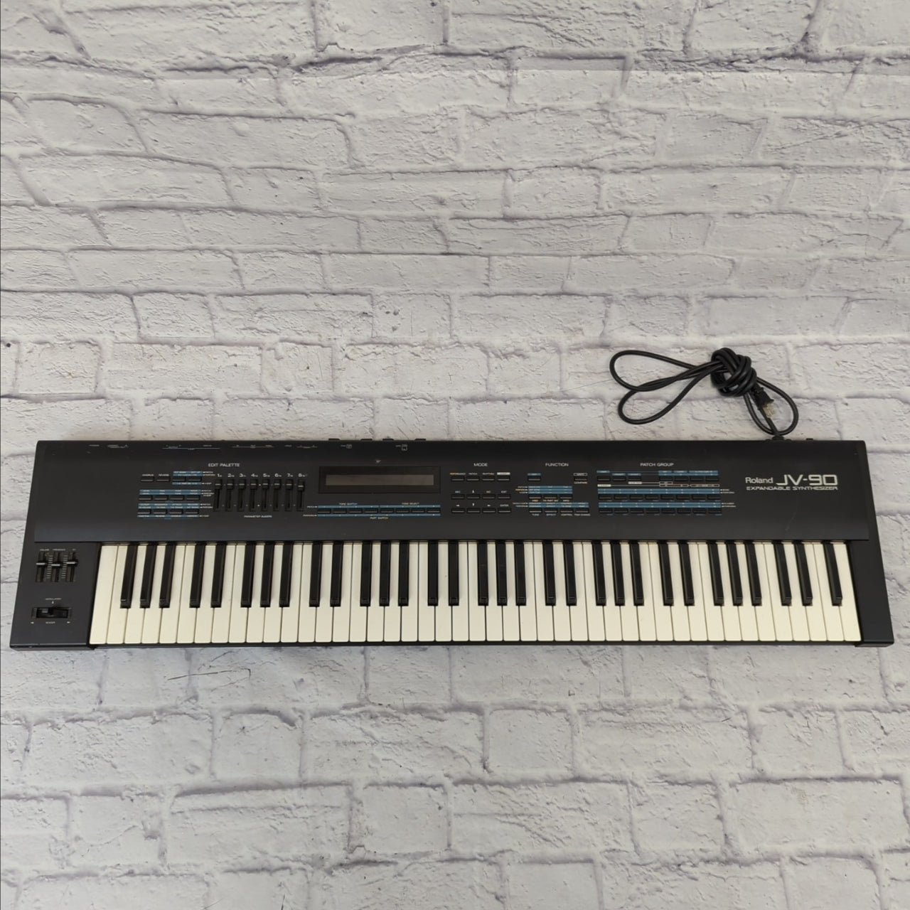 Roland JV-90 シンセサイザー Roland JV-90 Expandable Synthesizer - AS IS Parts or Repair