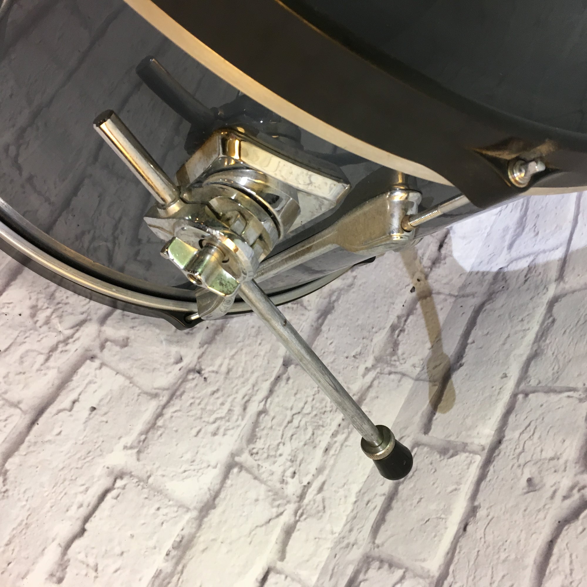 ** Tama 22in x 15.5in Rockstar Bass Drum Taiwan